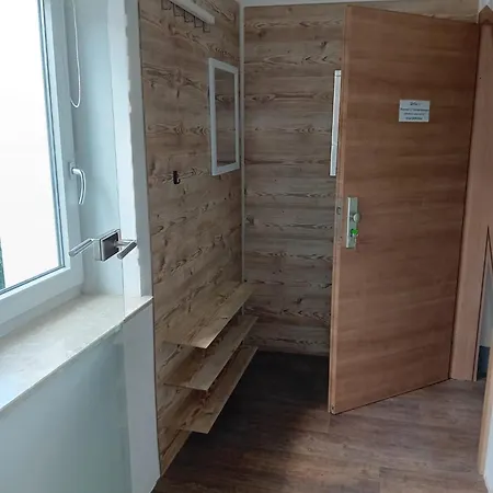 Stellas Monteurwohnungen Apartman